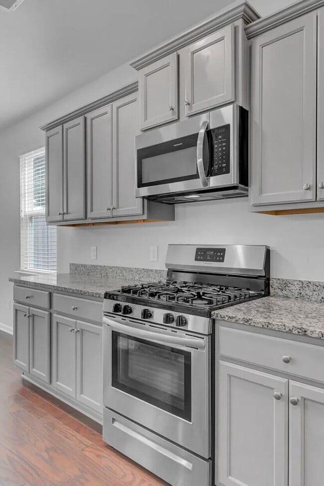 Building Photo - 129 Nolin Rd