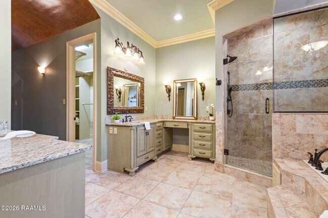 Building Photo - 100 Stone Creek