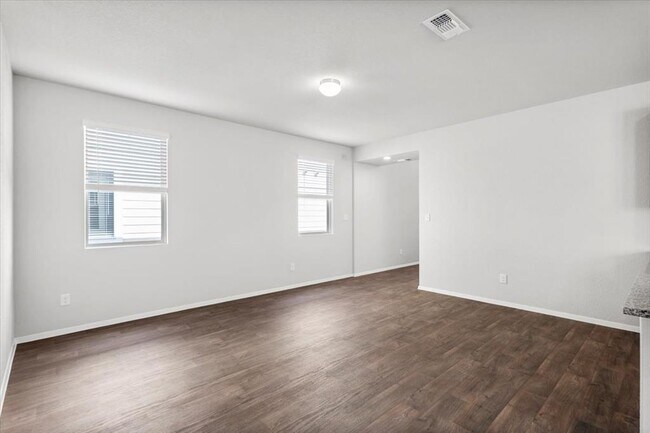 Building Photo - 2607 Totley Rd