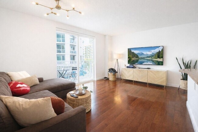 Building Photo - 7280 SW 90th St