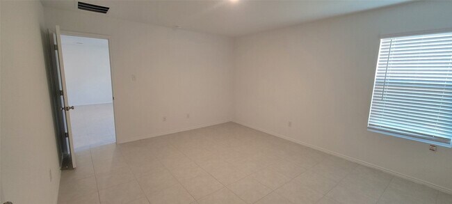 Building Photo - 2636 Turtle Dove Dr