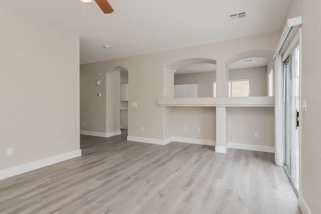 Building Photo - 6556 La Placita Ave