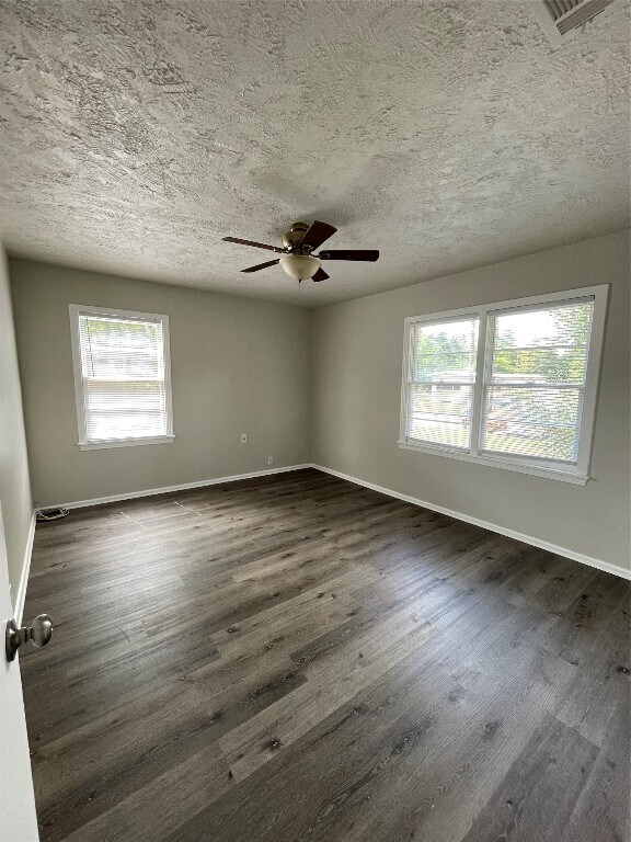 Building Photo - 606 Marshall St