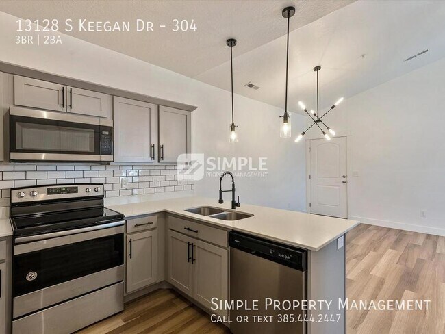 Building Photo - 13128 Keegan Dr