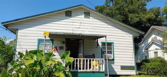 Building Photo - 6717 Avenue H