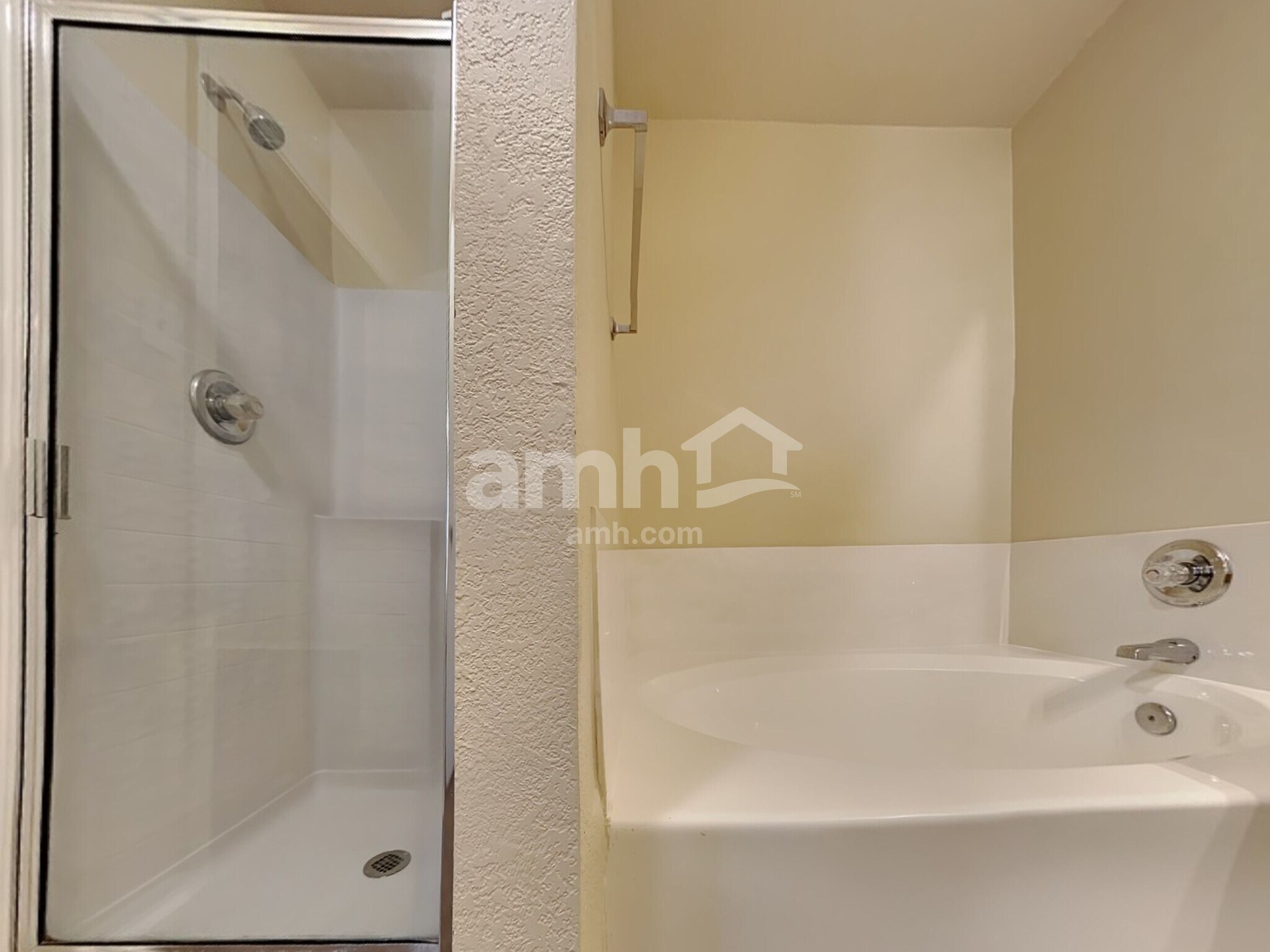 Building Photo - 270 Adobe Terrace S