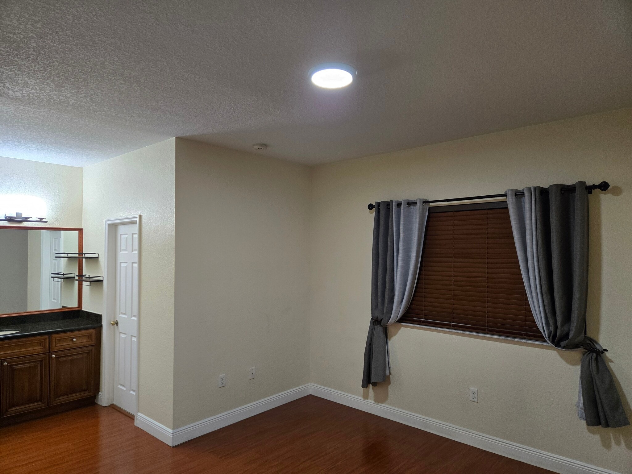 Building Photo - 14522 SW 29th Ter