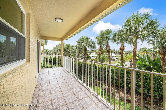 Building Photo - 2552 N Hwy A1A