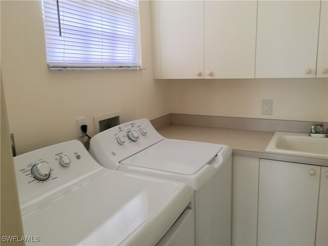 Building Photo - 3303 Twilight Ln