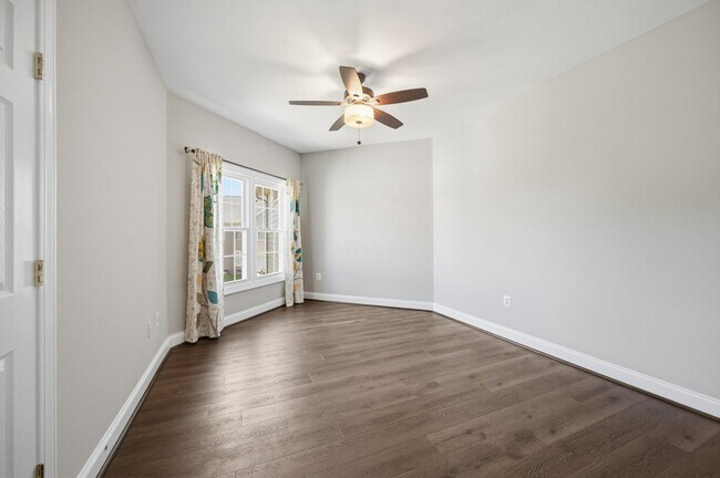 Building Photo - 2530 Transom Pl