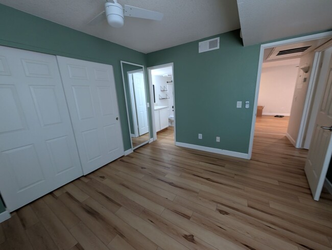 Building Photo - 2 bedroom, 2 Bathroom The Cliffs at North ...