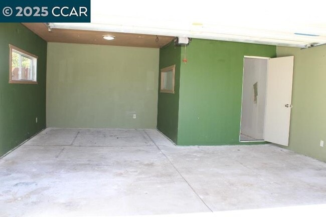 Building Photo - 1117 Palmer Ave