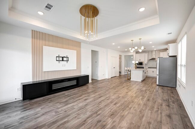 Building Photo - 1413 Grass Bnd Dr