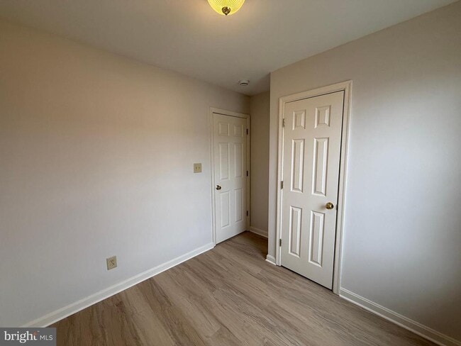 Building Photo - 7137 Wytheville Cir