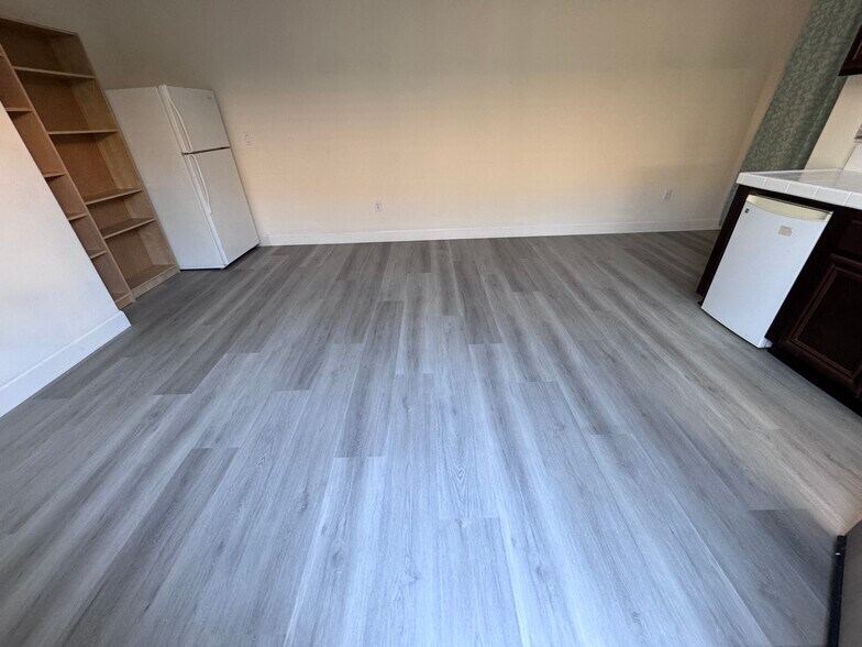 Building Photo - 2585 Cipriani