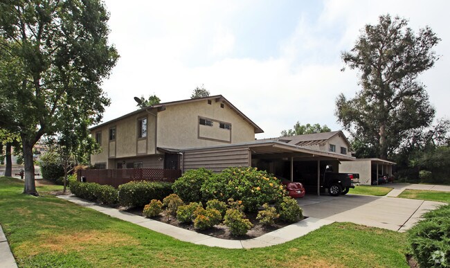 Primary Photo - Ryan Manor