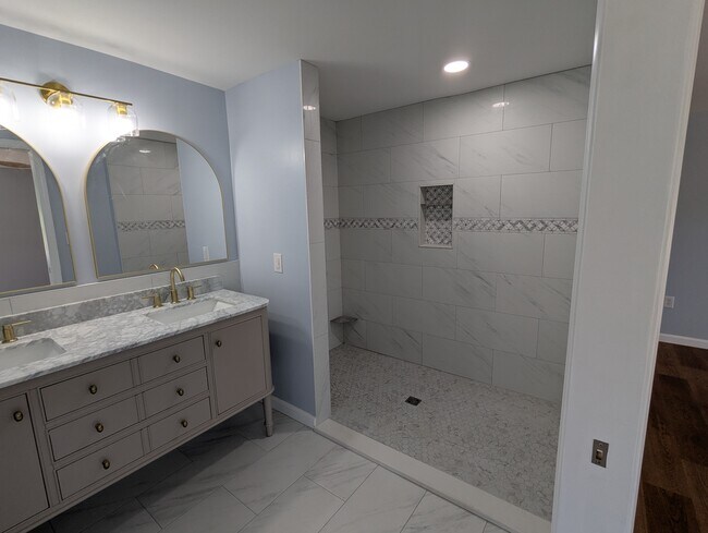 Building Photo - 4565 Chapel Springs Pl