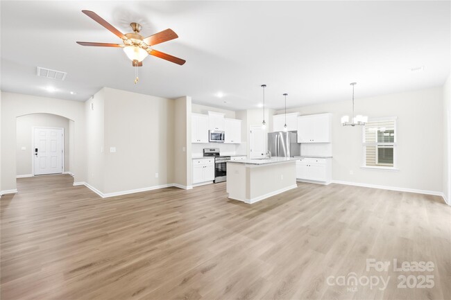 Building Photo - 2116 Clapham Ct