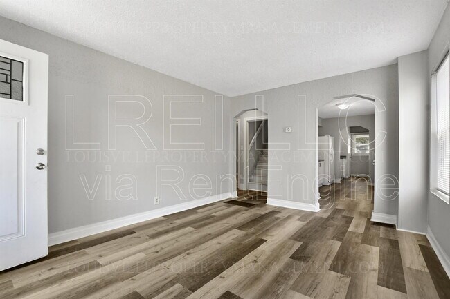 Building Photo - 4217 Grand Ave