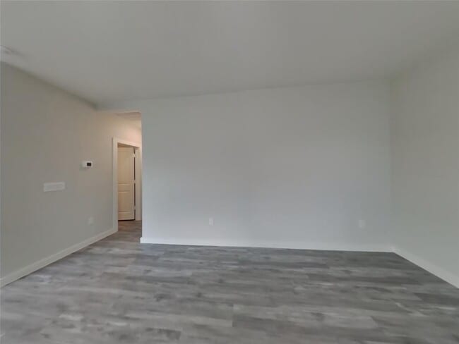Building Photo - 544 Raglands Rd