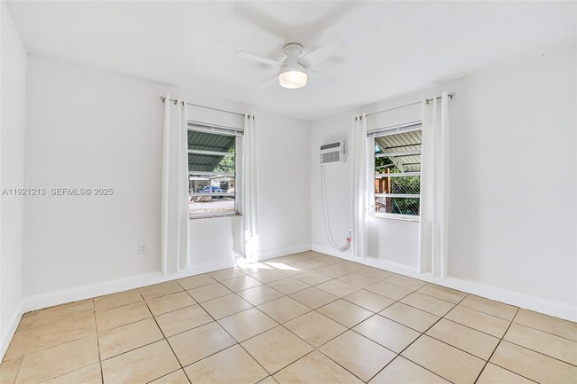 Building Photo - 13590 NW 5th Ave