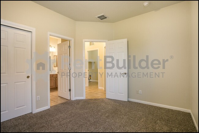 Building Photo - CALL US TODAY AT (505) 808-6467 TO SCHEDUL...