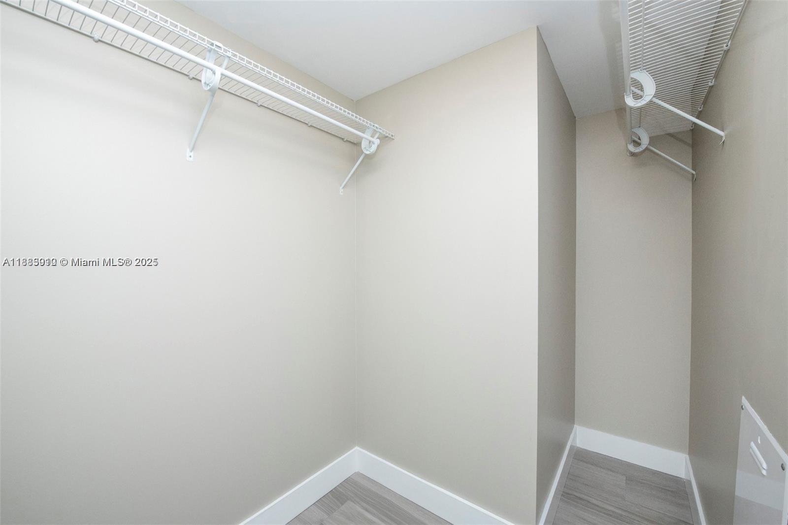 Building Photo - 16385 Biscayne Blvd