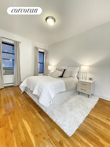 Building Photo - 429 W 24 St