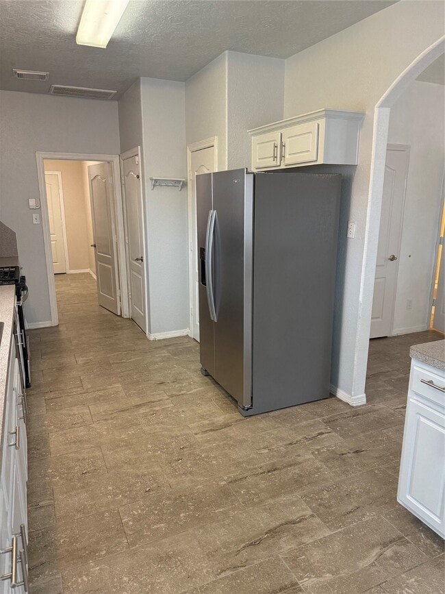 Building Photo - 23702 Spring Dane Dr