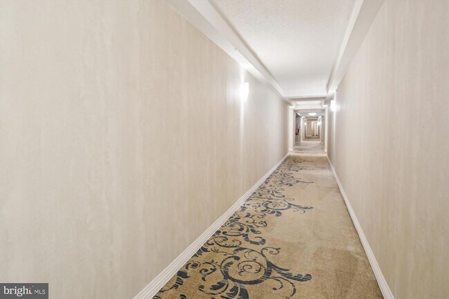 Building Photo - 5809 Nicholson Ln