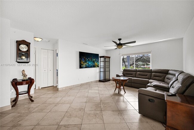 Building Photo - 5081 SW 119th Ave