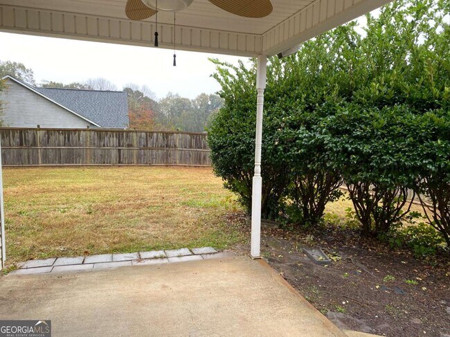 Building Photo - 4343 Grey Park Dr NE