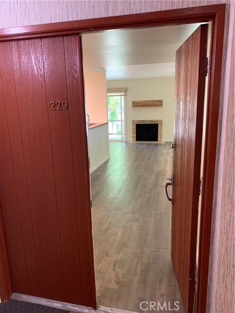 Building Photo - 1127 E Del Mar Blvd
