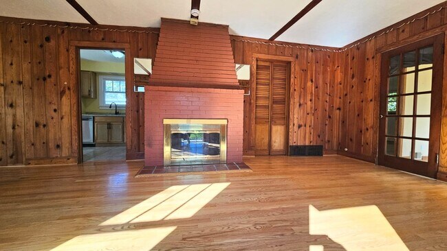 Building Photo - 21316 W Burr Oak Ln