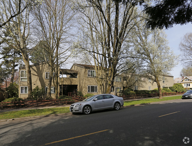 Building Photo - Margaret Carter Plaza