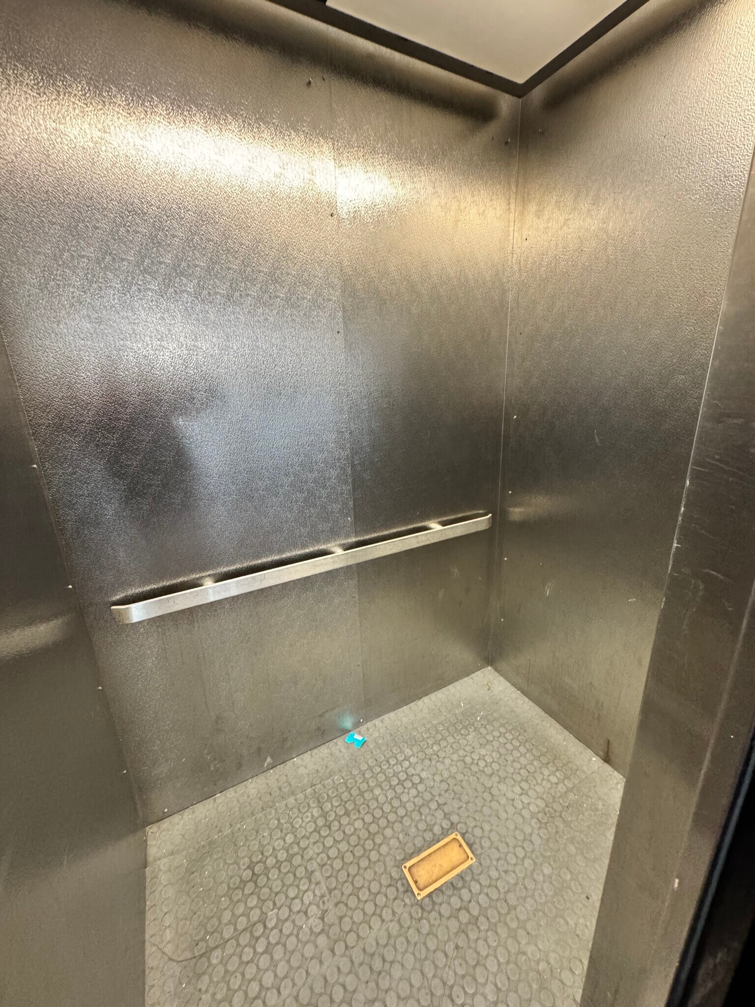 Building Photo - 242 Hemenway St