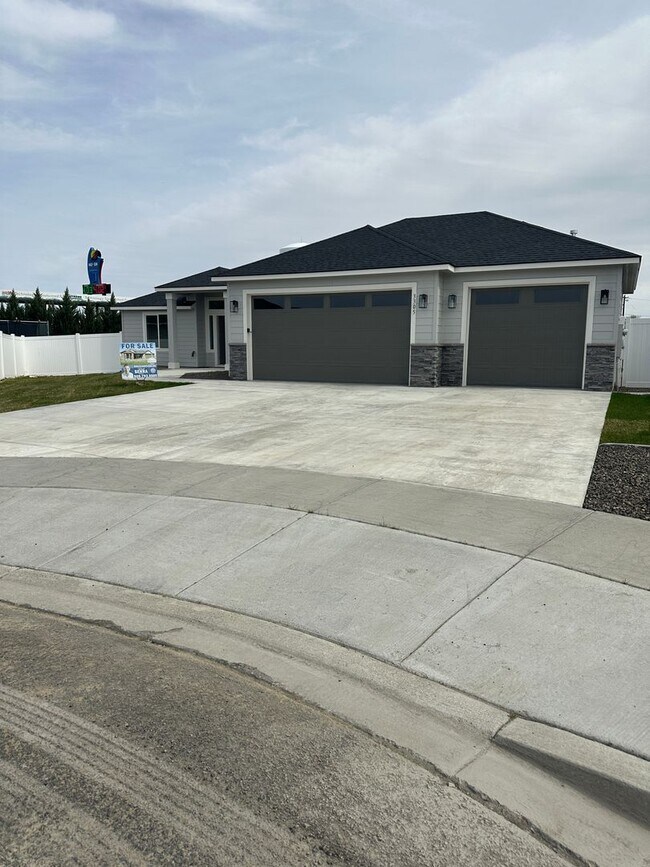 Alderbrook Homes, New Construction, FOR RE... 3305 Crabapple Ct Moses