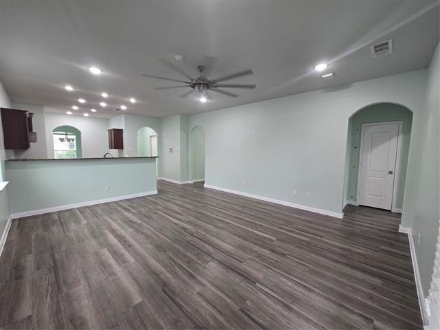 Building Photo - 235 Magnolia Dr