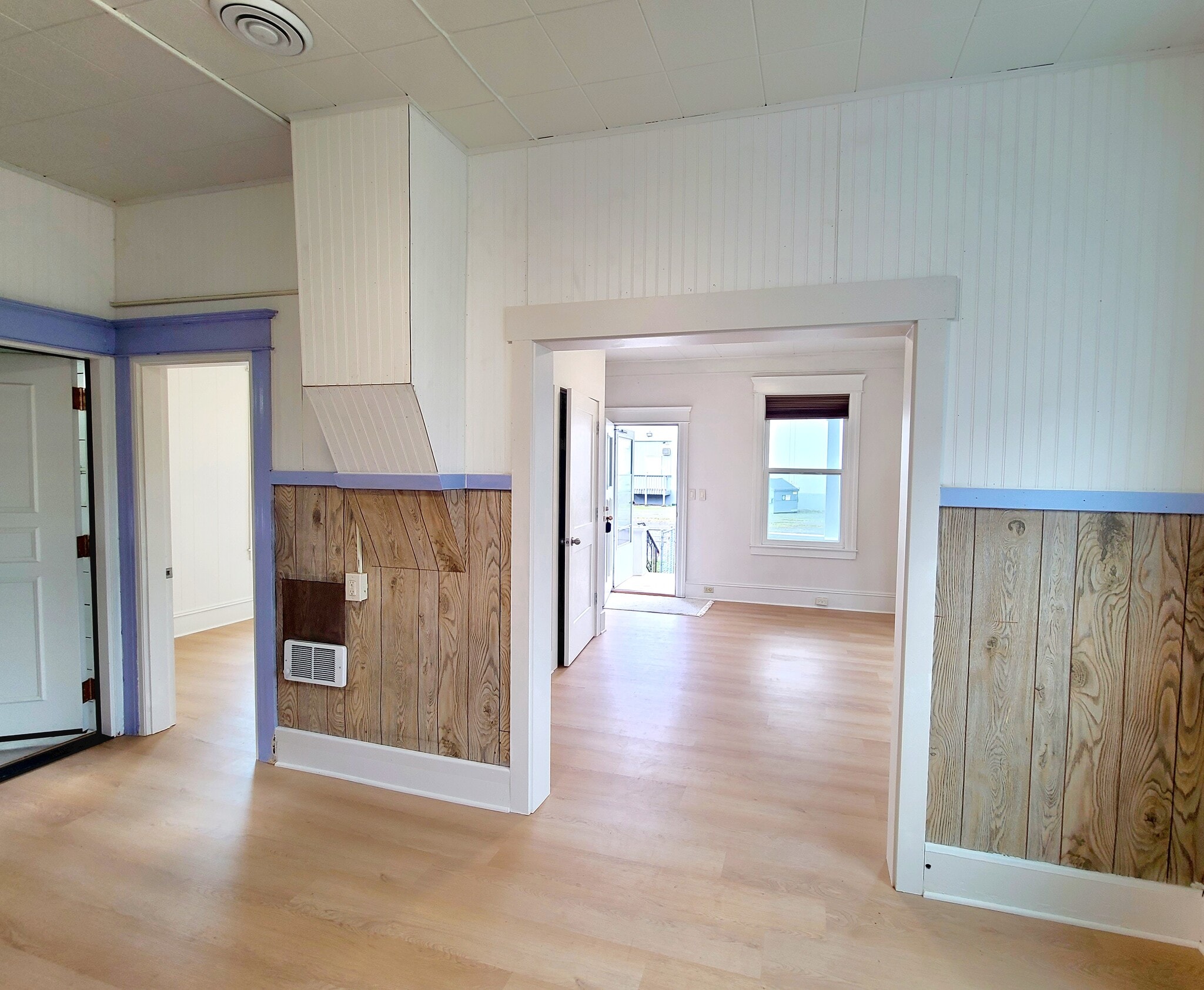 Building Photo - 5708 7th Ave S