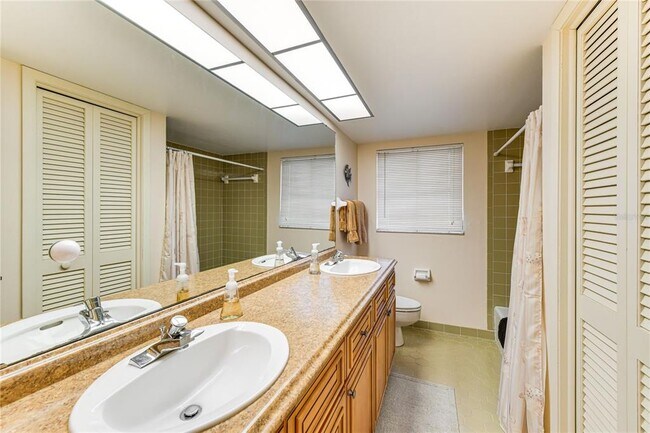 Building Photo - 5008 Medalist Rd