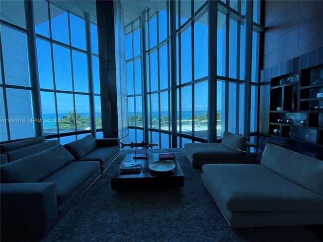 Building Photo - 17001 Collins Ave