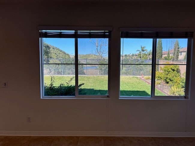 Building Photo - 4Bd/2.5 Ba Home with incredible views of Hubbert Lake!