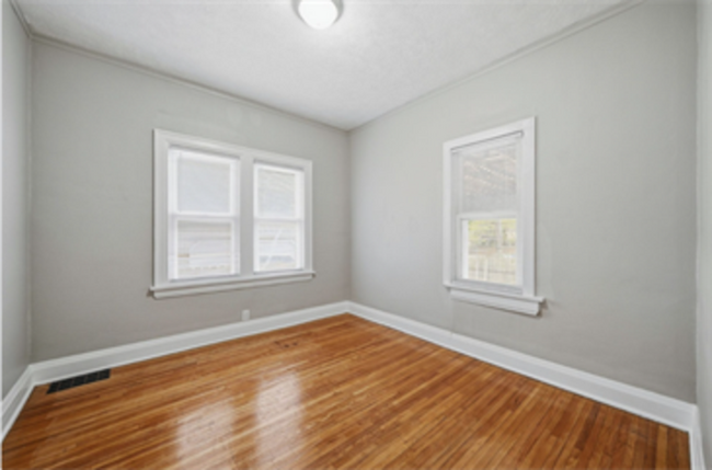 Building Photo - 3115 F St