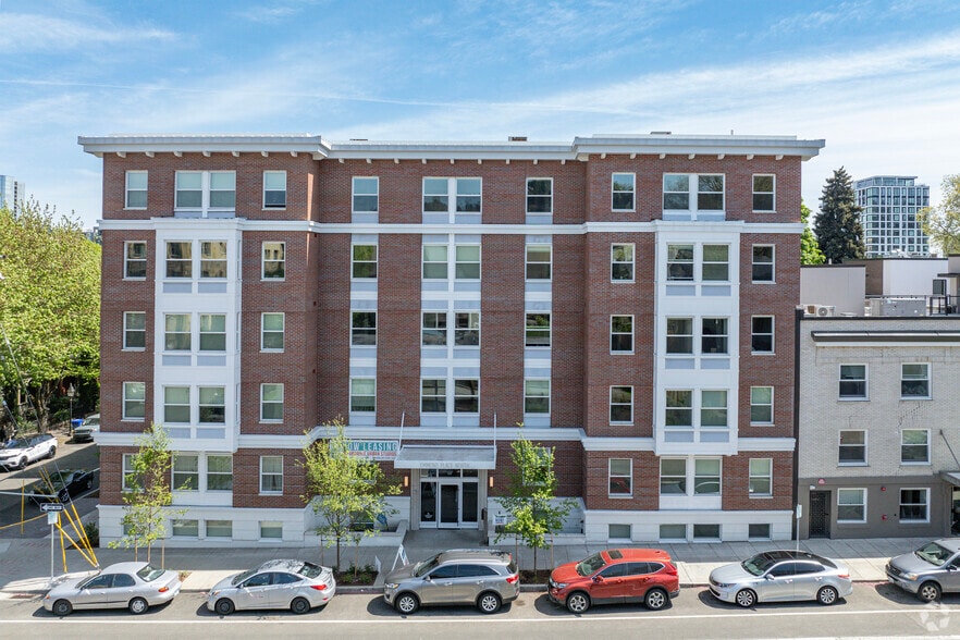 Primary Photo - Emmons Place