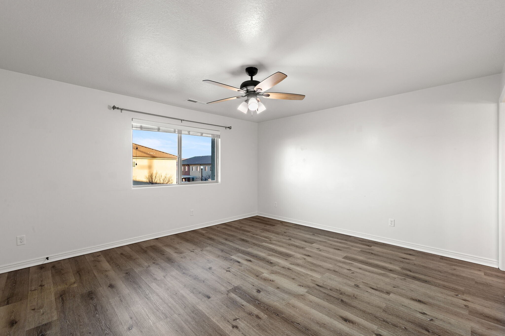 Building Photo - 2801 E 450 N