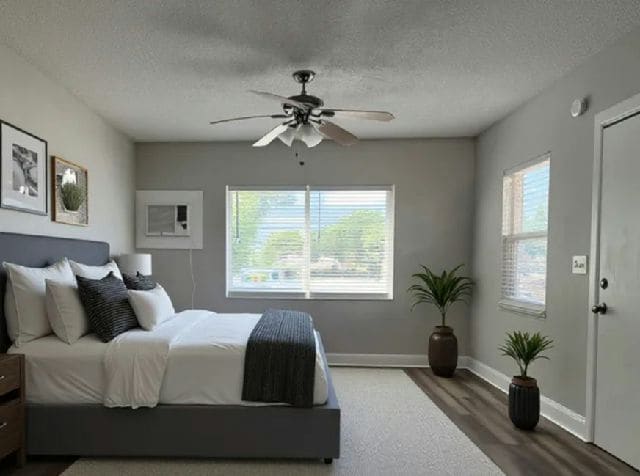 Building Photo - 10675 Seminole Blvd