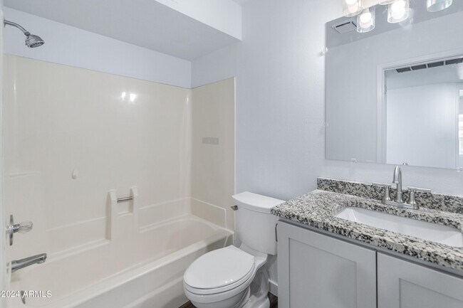 Building Photo - 7034 S 42nd St