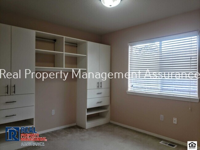 Building Photo - 12552 SW Canvasback Way