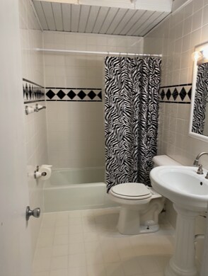 Building Photo - 214 Old Hickory Blvd