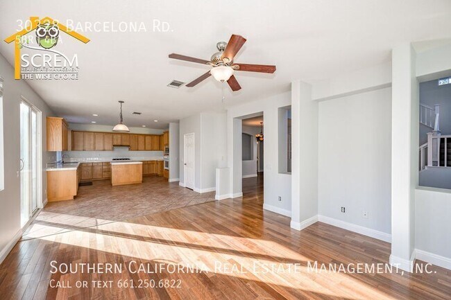 Building Photo - 30328 Barcelona Rd